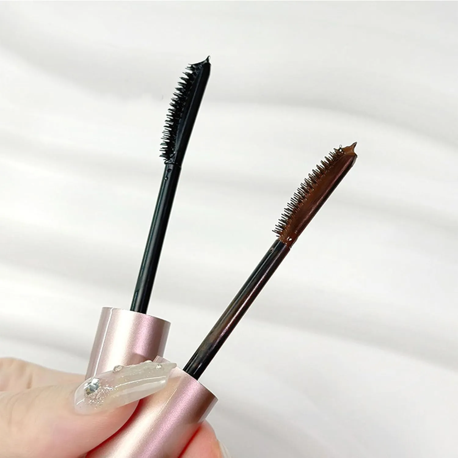 2 Packs Relaxrich Mascara, 2025 New Waterproof & Sweatproof Lengthening & Curling Mascara, Long-Lasting Smudge-proof Metal Wand (Black, 2 Pack)