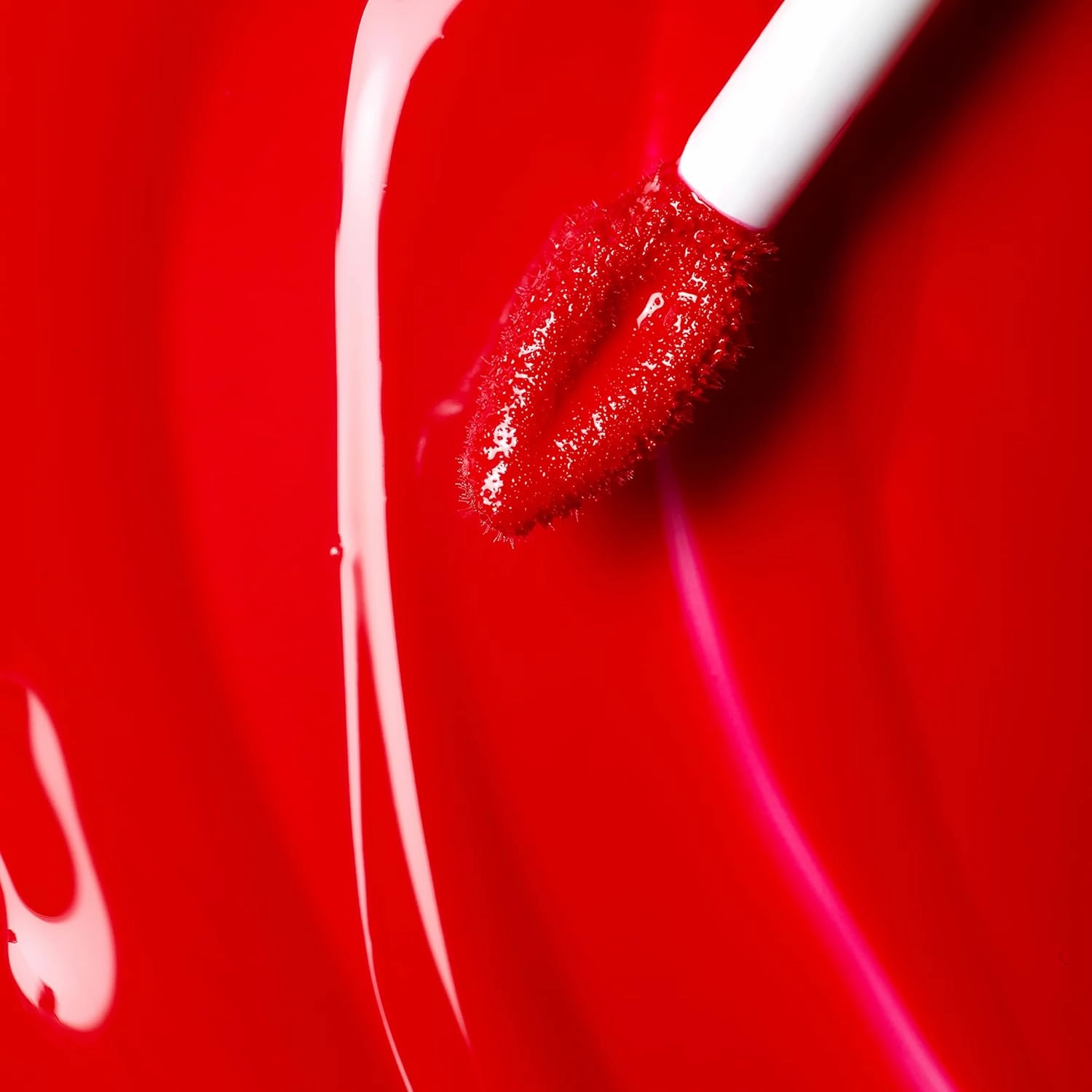 3Ina MAKEUP - Vegan - Cruelty Free - The Lip Gloss 244 - Red Lip Gloss - Mirror-effect - Glossy Look - Creamy Texture - Highly Pigmented - Lip Gloss with wand
