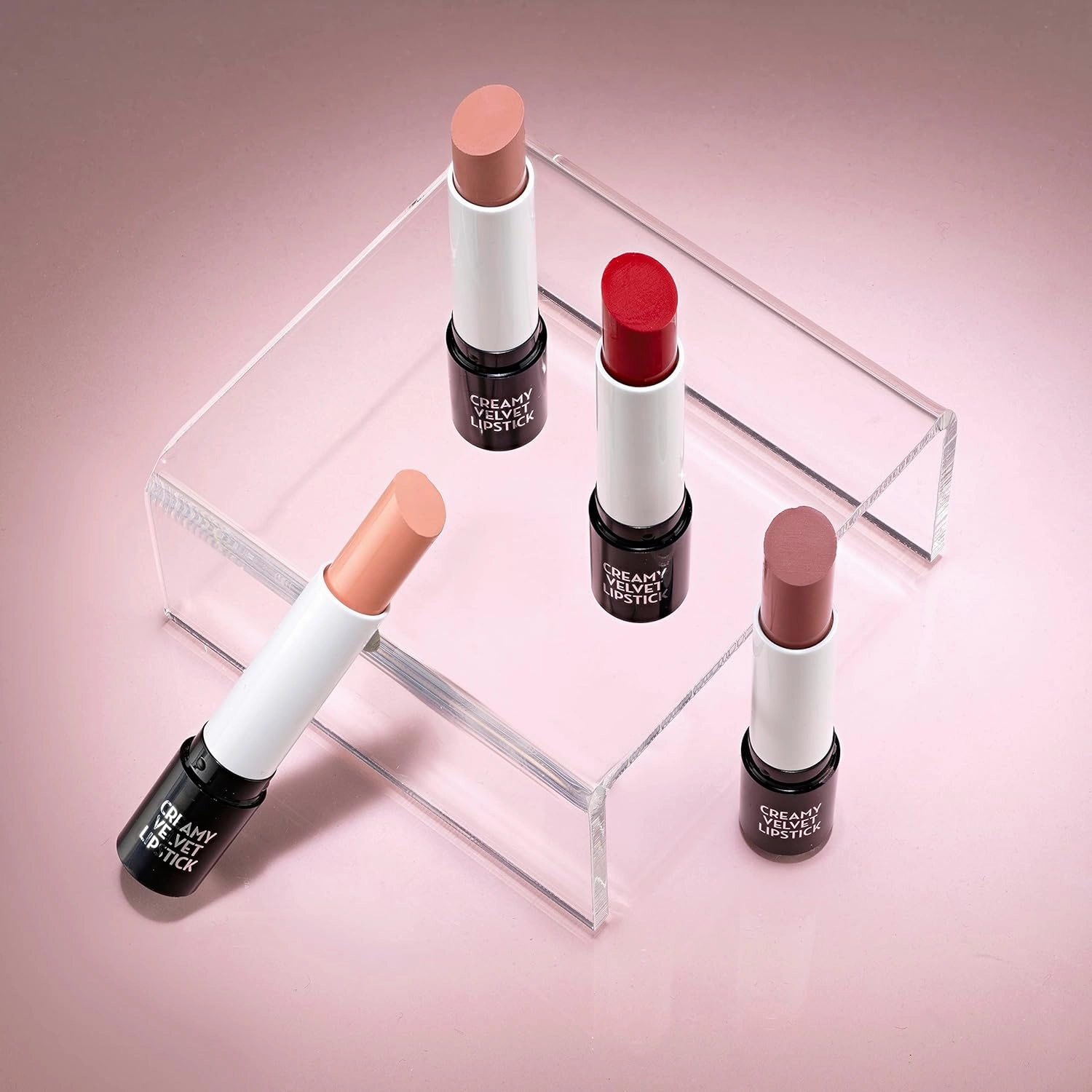 aden Velvet lipsticks extremely creamy, smooth and hydratating on the lips, nude shades (05 Cherry Blossom)