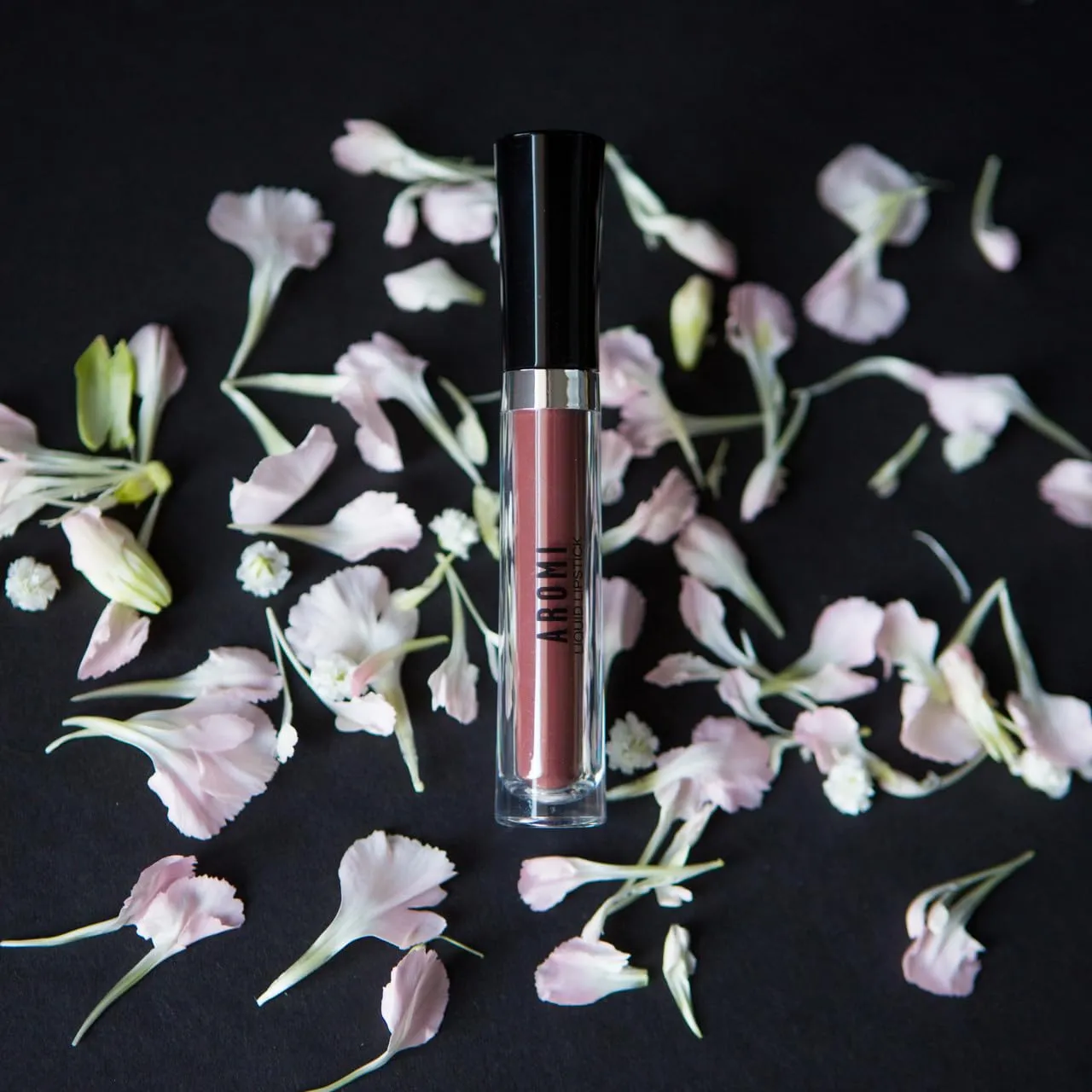 Aromi Chocolate Brown Liquid Lipstick | Dark Brown Nude Lip Color, Vegan and Cruelty-free, Long-lasting, Waterproof, Handmade (Magnetic Mahogany)