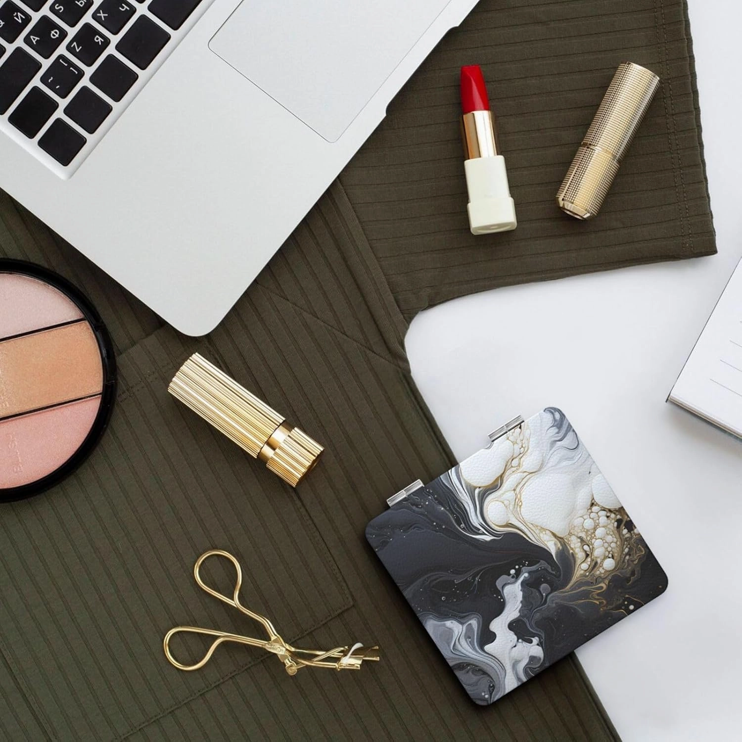 Black and White marbling Makeup Mirror Portable Folding Mini Mirror Double Sided Travel Makeup Mirror Square Handheld Pocket Mirror