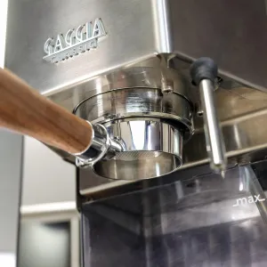 Bottomless Portafilter 58mm Compatible For Gaggia Classic/Classic Pro | Walnut Handle