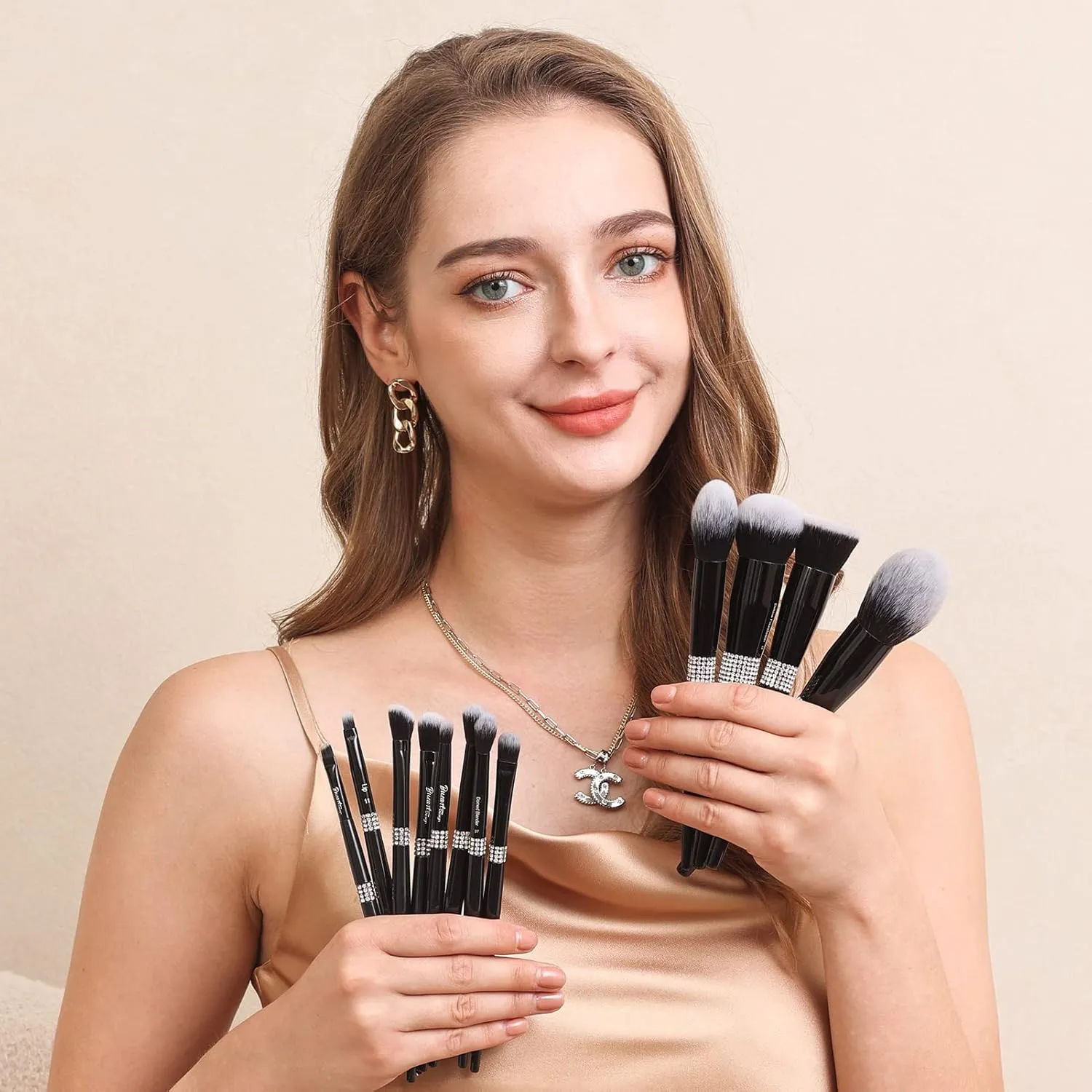 Bueart Design 16Pcs Premium Quality Labeled Pro Makeup Brushes Set with Foundations Powder Blush Concealer Blending Eyeshadow Contour Brush