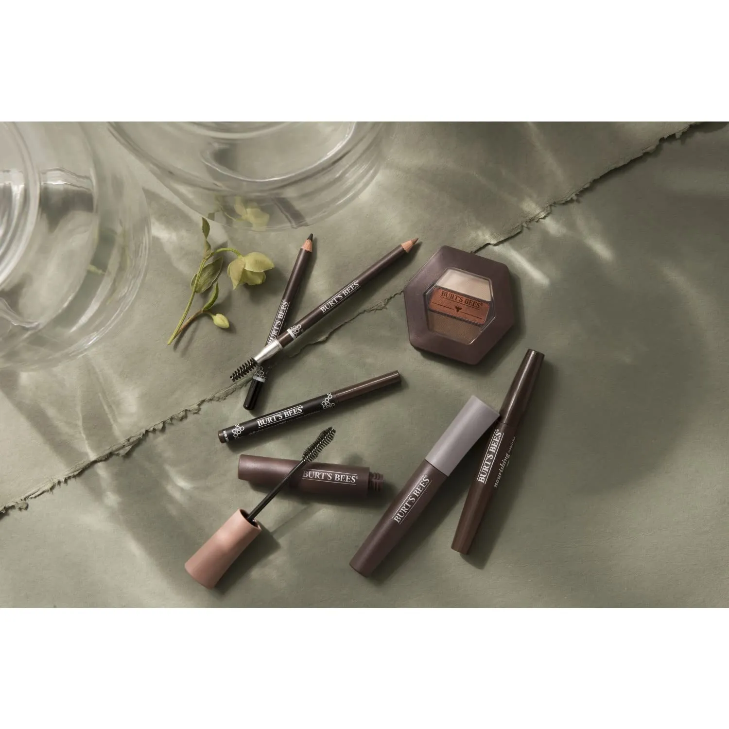Burt’s Bees 100% Natural Origin Volumizing Mascara, Black Brown, 0.32 Ounce