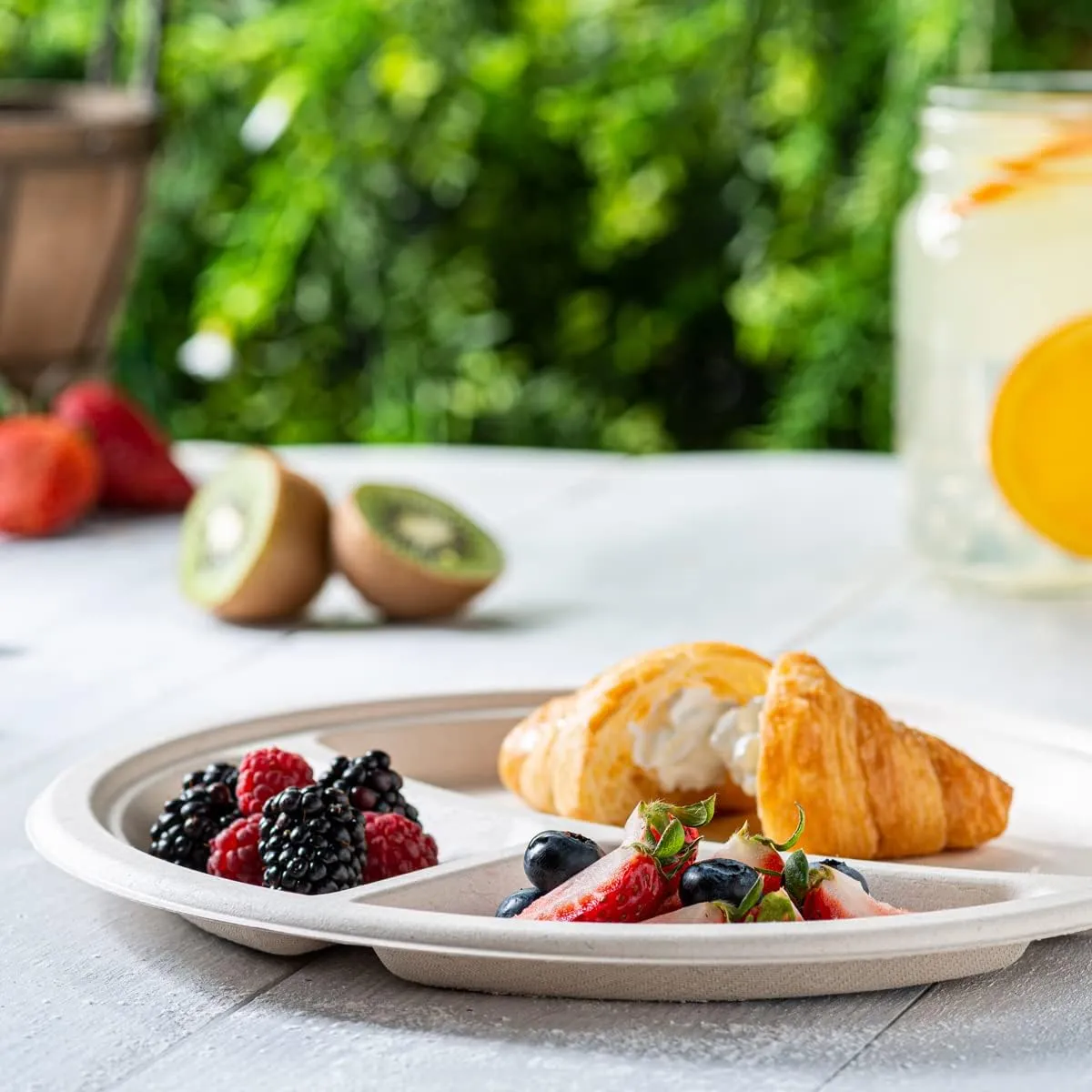 Comfy Package [10 Inch - 125 Count Heavy-Duty 100% Compostable Plates, 3 Compartment Eco-Friendly, Kraft Disposable Sugarcane Paper Plates - Brown Unbleached