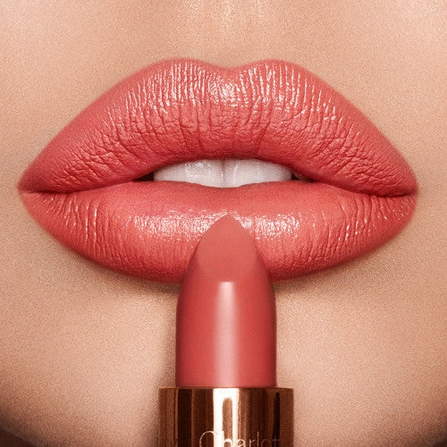 CORAL KISS