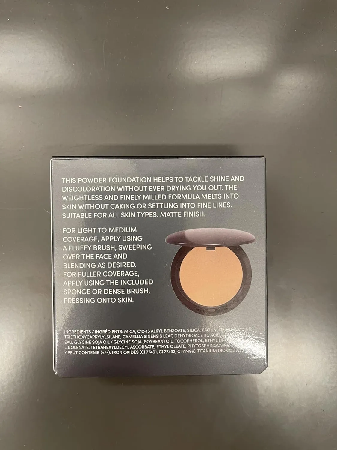 COVER FX Pressed Mineral Foundation - Shade D3 - Weightless Powder Foundation - Buildable Light to Full Coverage - Matte Finish - All Skin Types