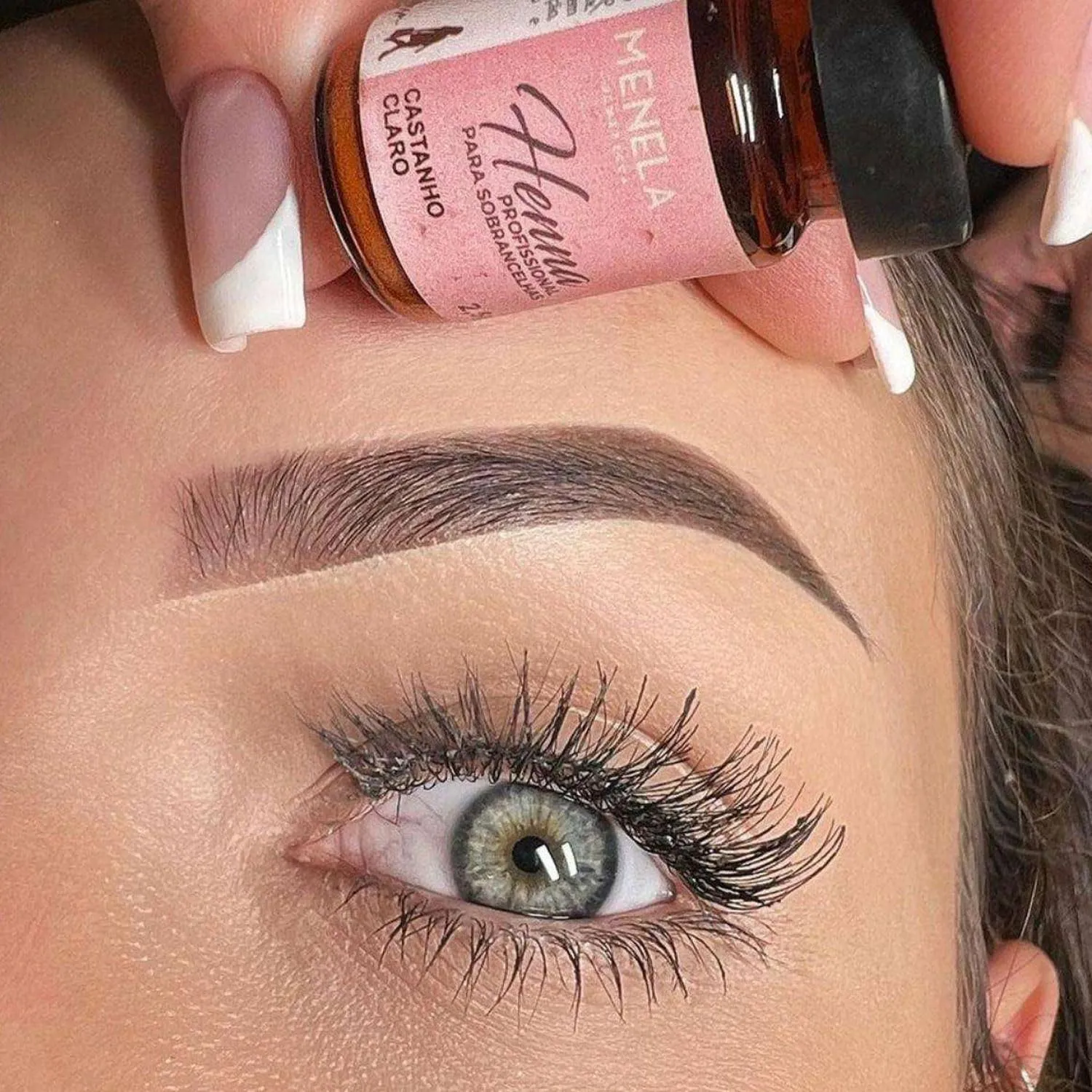 Eyebrow Henna Tint - Light Brown Brow Dye with Bamboo Extract for Fuller, Defined Brows - 2.5g Henna & 15ml Fixer - Easy-to-Use Eyebrow Tinting Kit