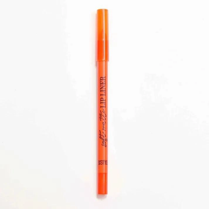 In The Style Lip Liner Coral Blush