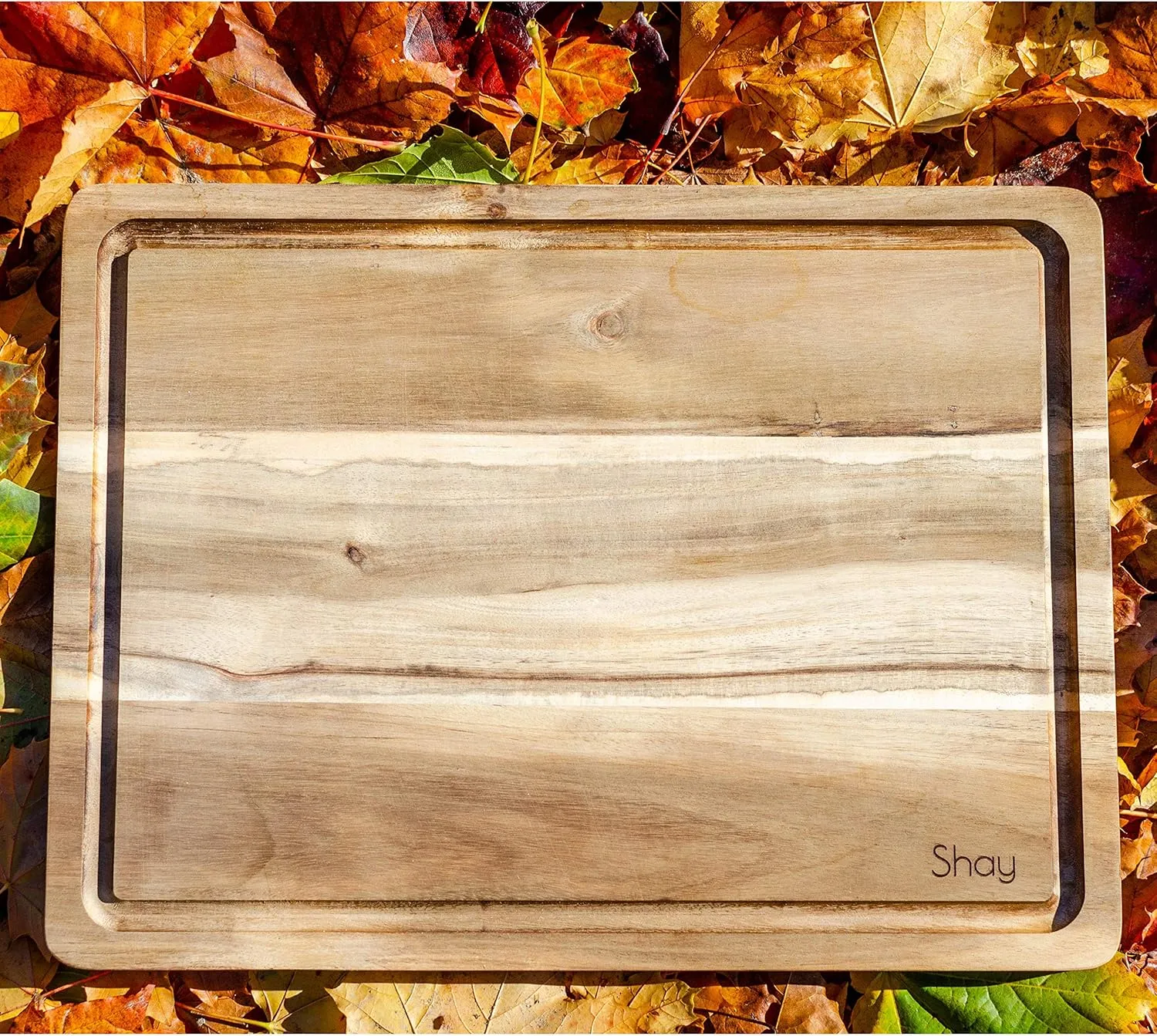 Large Acacia Wood Cutting Board Non Slip with Juicegroove, Wooden Chopping Board for Kitchen Countertop, 16x12 inches, by Shay (With Rubber Feet, 16x12)