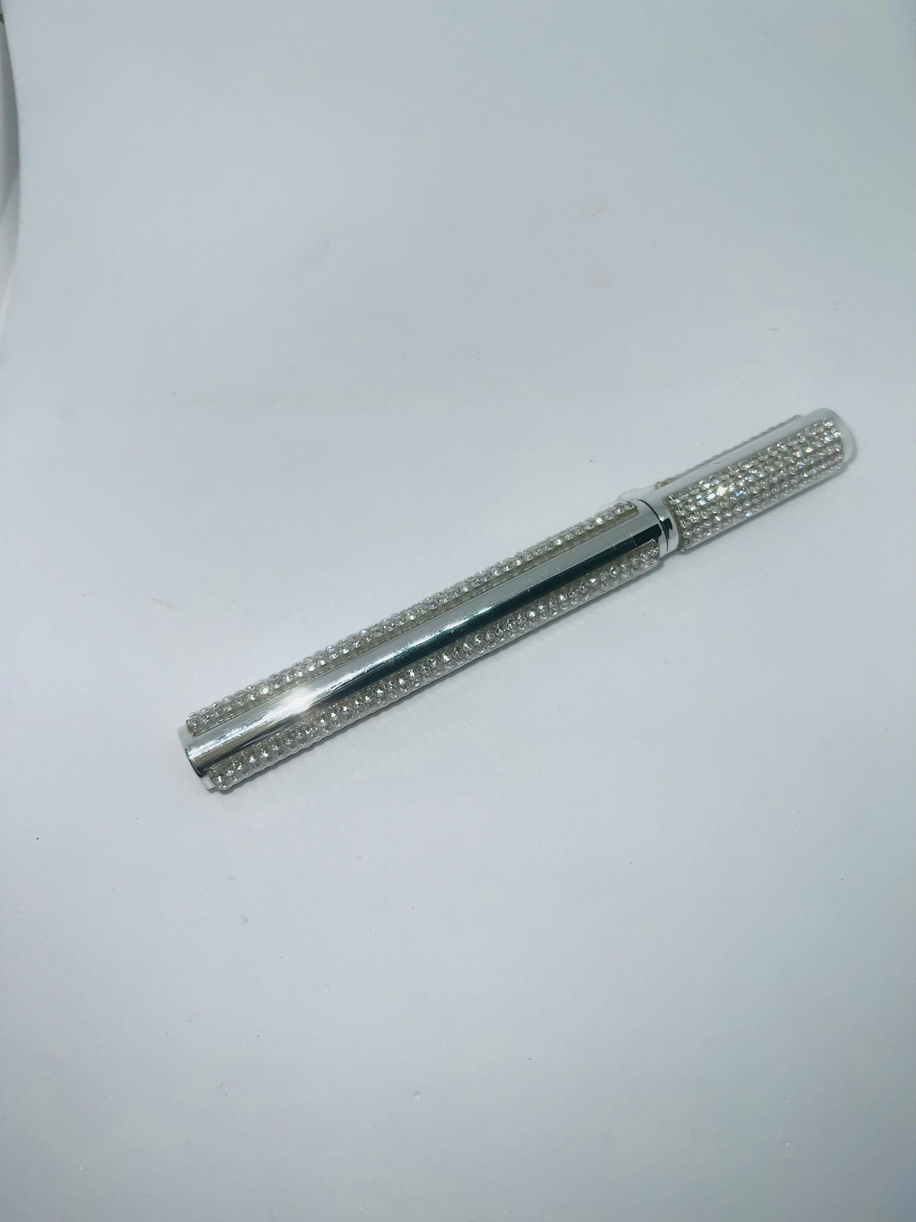 LASH ADHESIVE & LINER