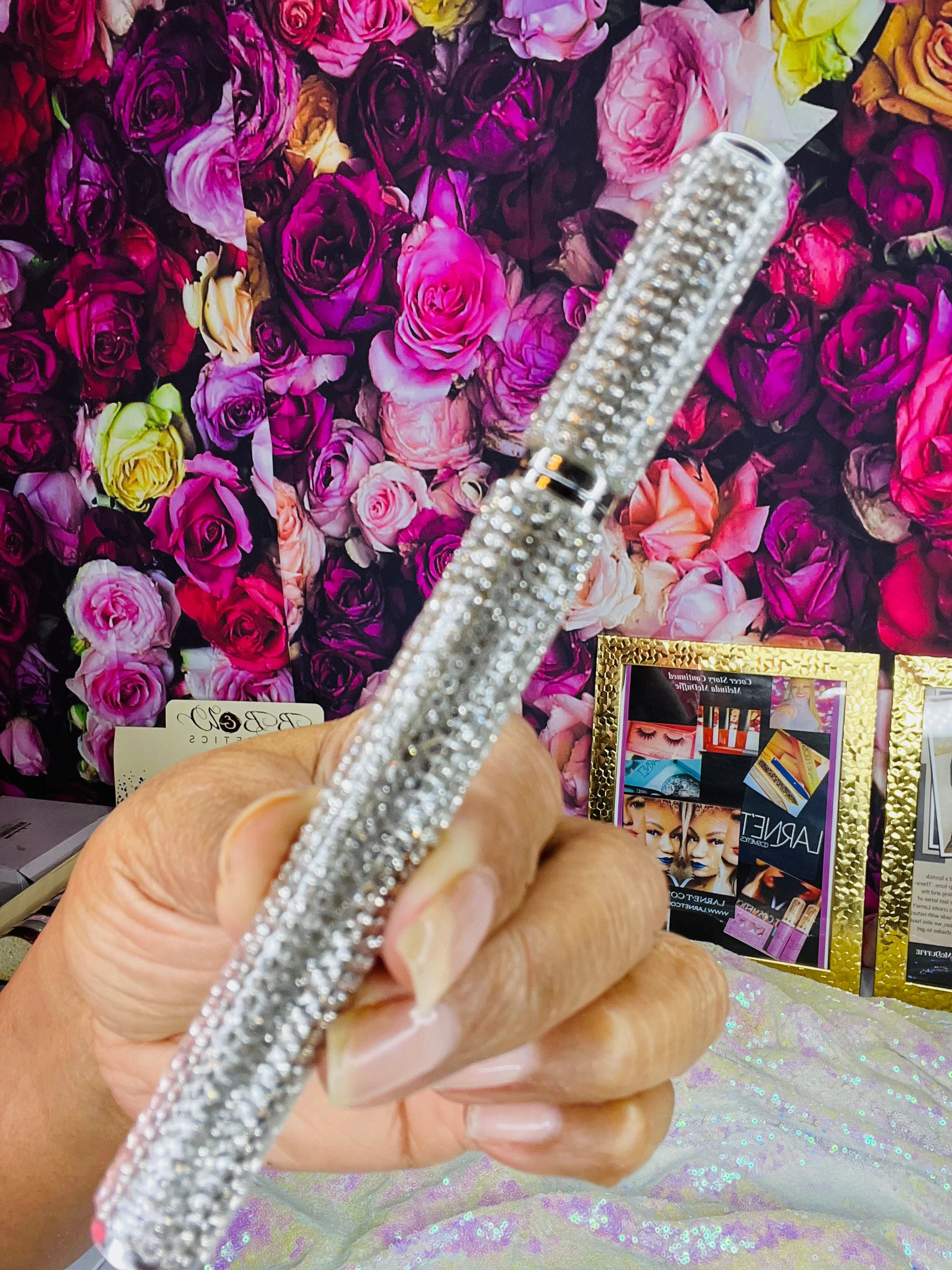 LASH ADHESIVE & LINER