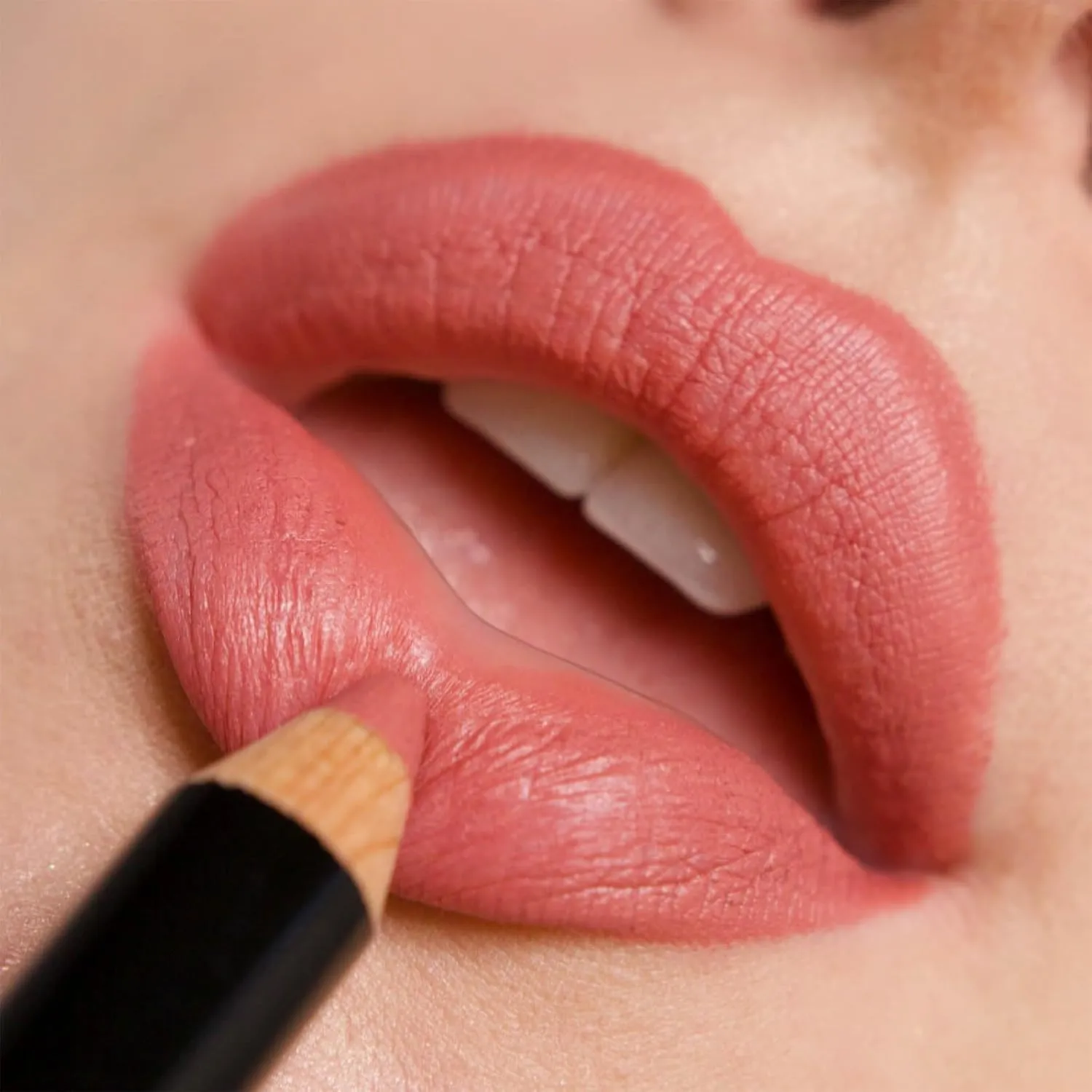 Lord & Berry MAXIMATTE Crayon Matte Lipsticks Intense Color With Soft & Creamy Touch Enriched With Vitamin E Hydrating Long Lasting Lipstick For Women, Vegan & Cruelty Free Makeup