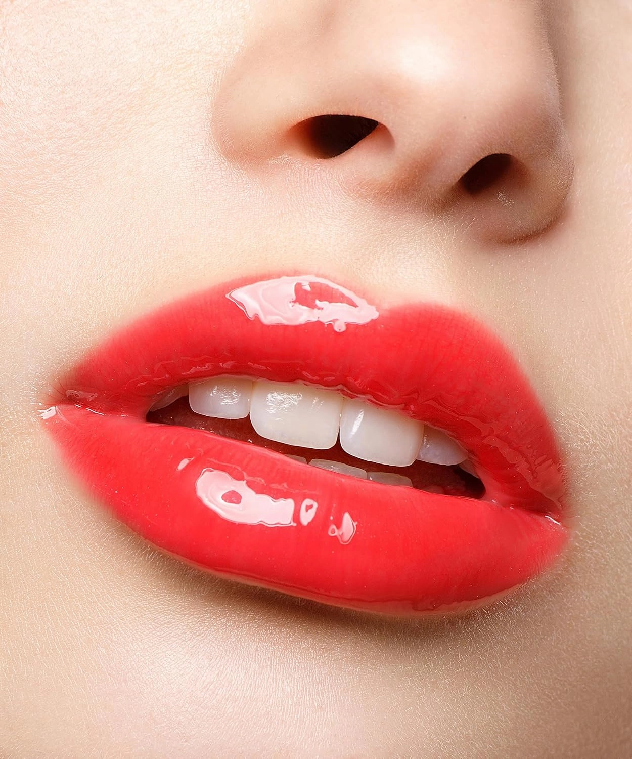 LusciousLips, Lip Gloss, Lipstick, Dynamite Delight 334 Plumped Lips Instantly! Anti-aging, Moisturizing and Hydrating.