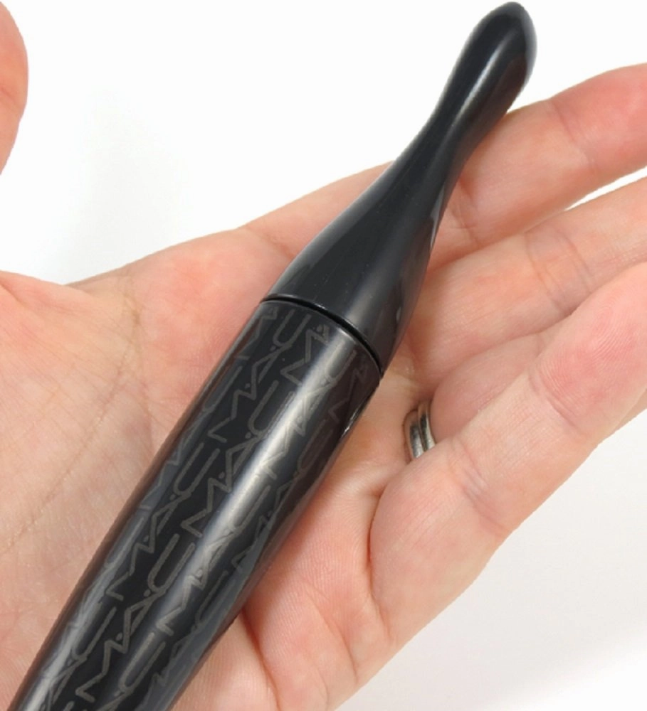 MAC Mascara In Extreme Dimension 3D Black Lash, Thick Eye Makeup Authentic, 1 Count