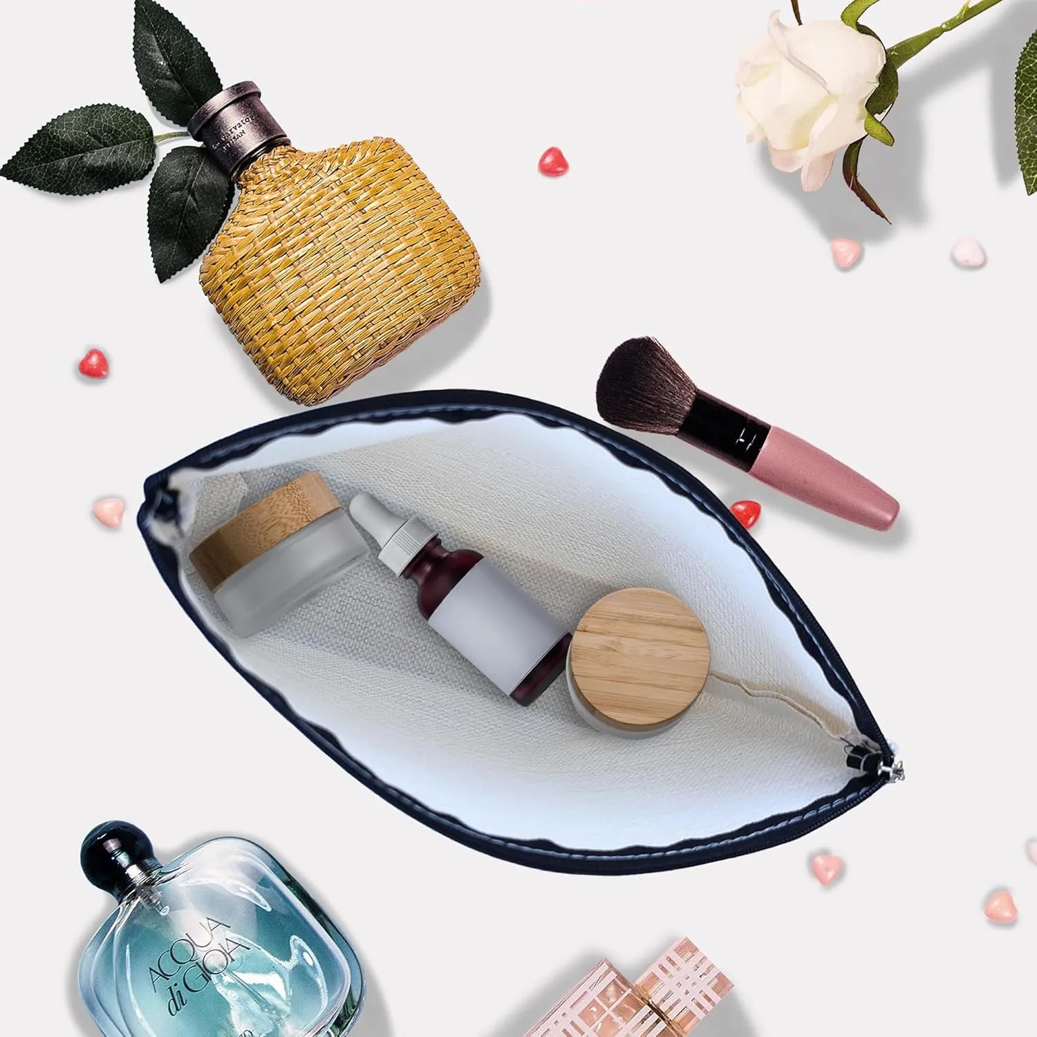 Makeup Bag Blooming Flower Cosmetic Bag Mini Portable Travel Toiletry Bag Organizer Makeup Brushes Aesthetic Accessories Waterproof Storage Bag for Women