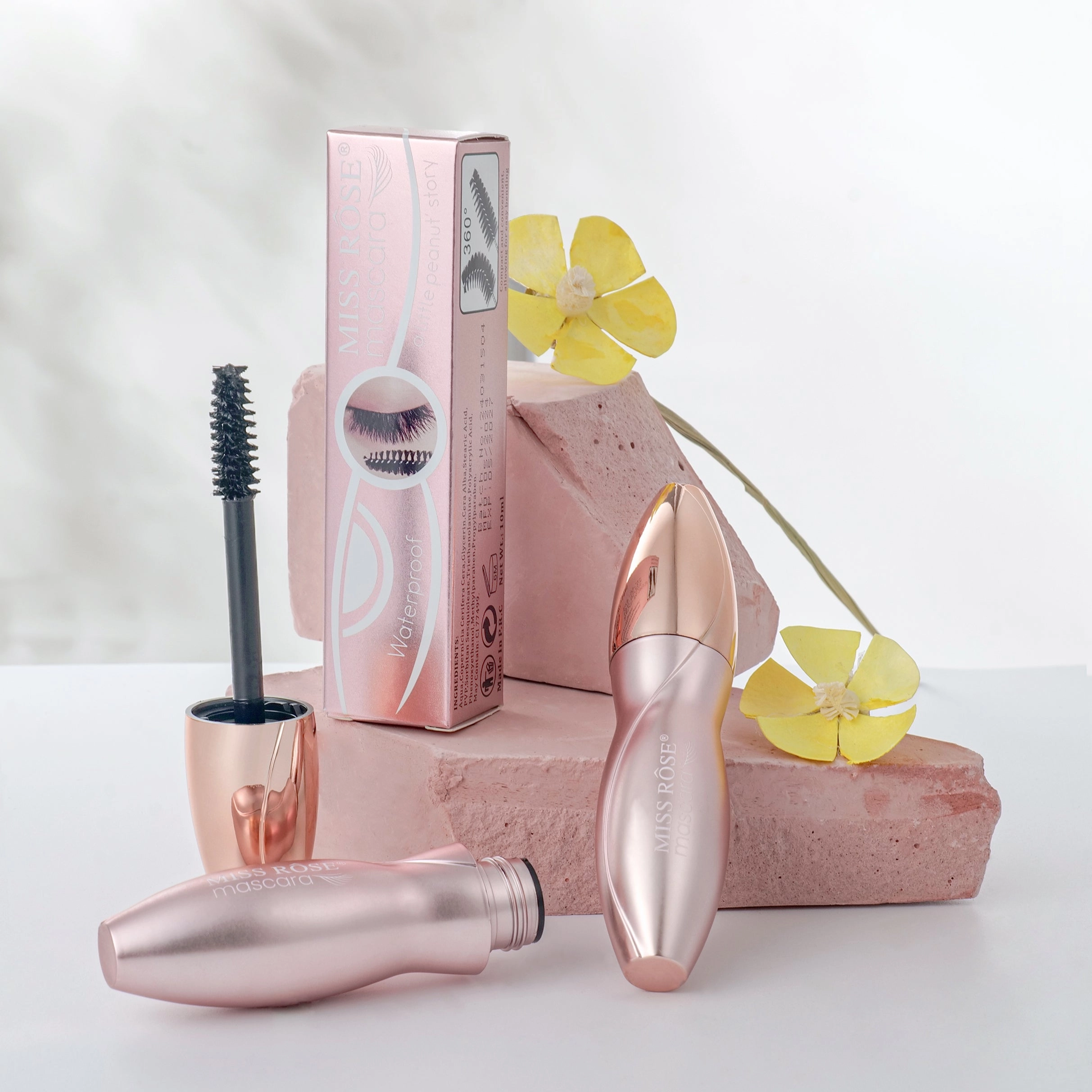 Miss Rose Volumizing Mascara