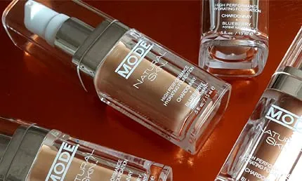 Mode Natural Skin Hydrating Foundation (Tan Complexion)