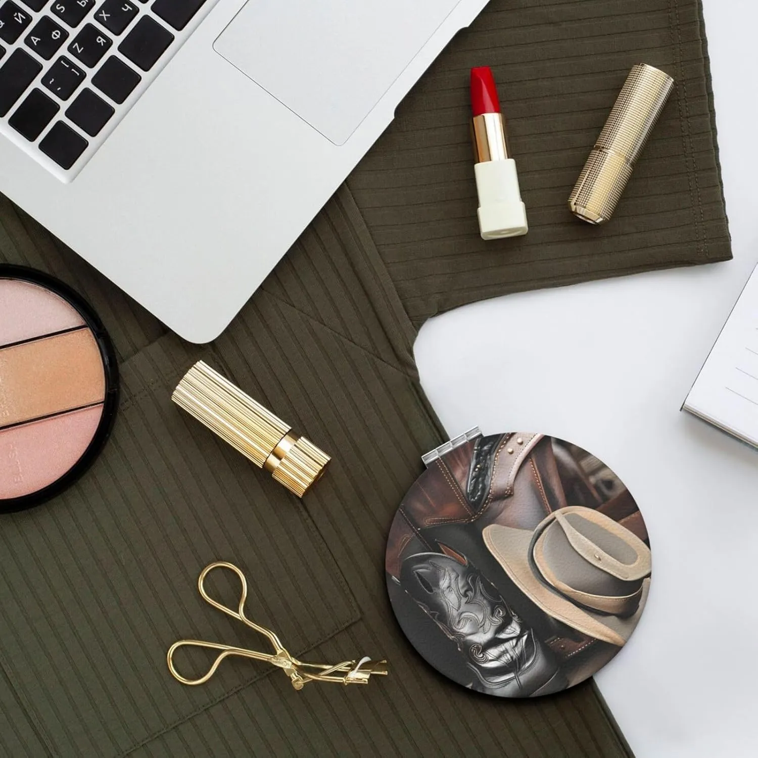 Portable Pocket Makeup Mirror Cowboy Black Hat Western Boots Travel Cosmetic Mirror Round Shape Print Magnifying Compact Mirror for Eyelash
