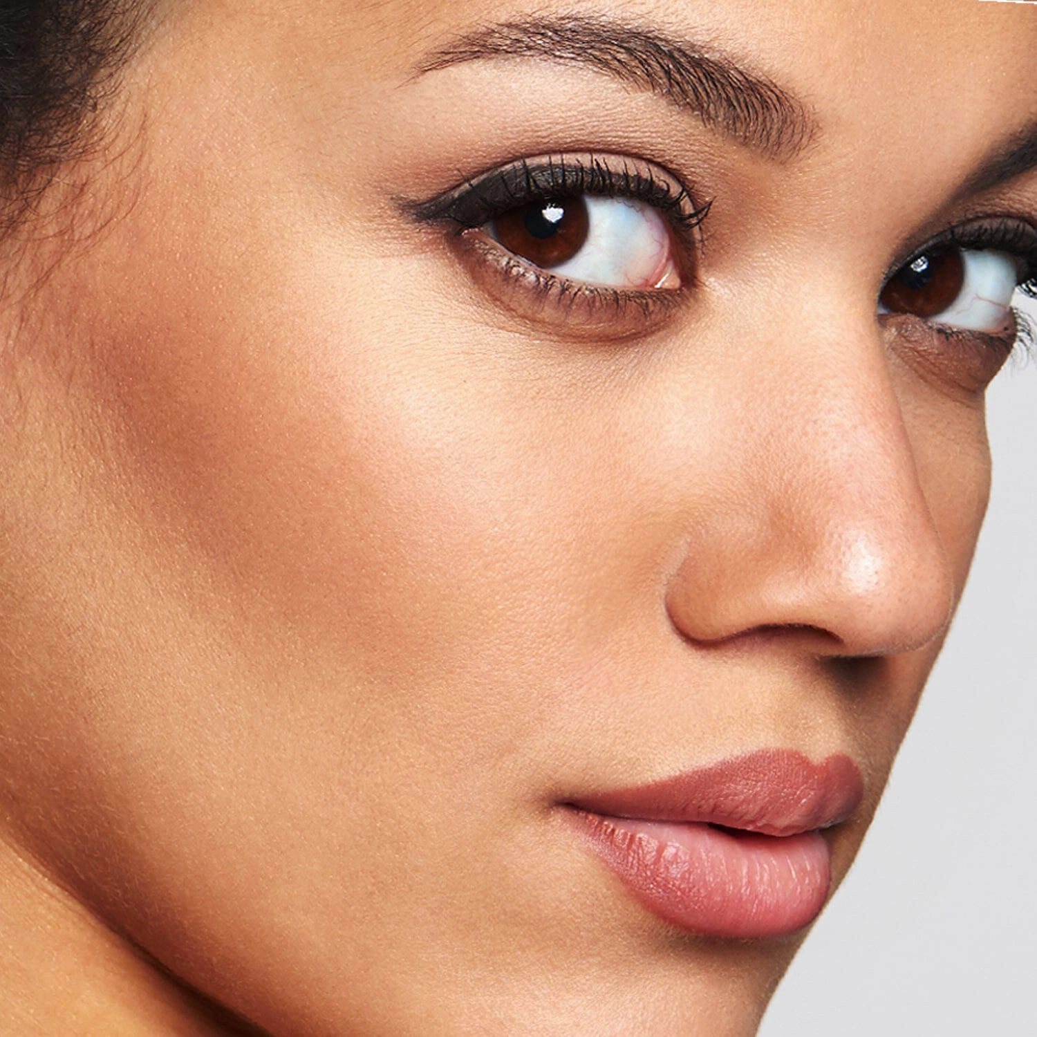 Rose 4-in-1 Airbrush Foundation
