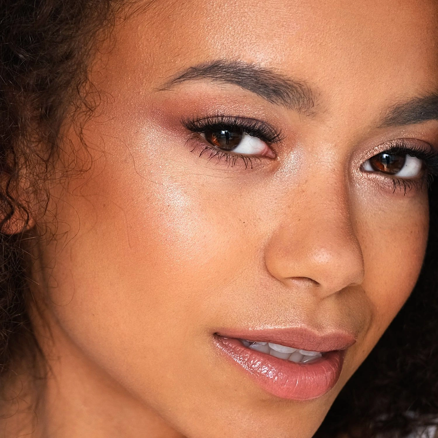 Rose 4-in-1 Airbrush Foundation