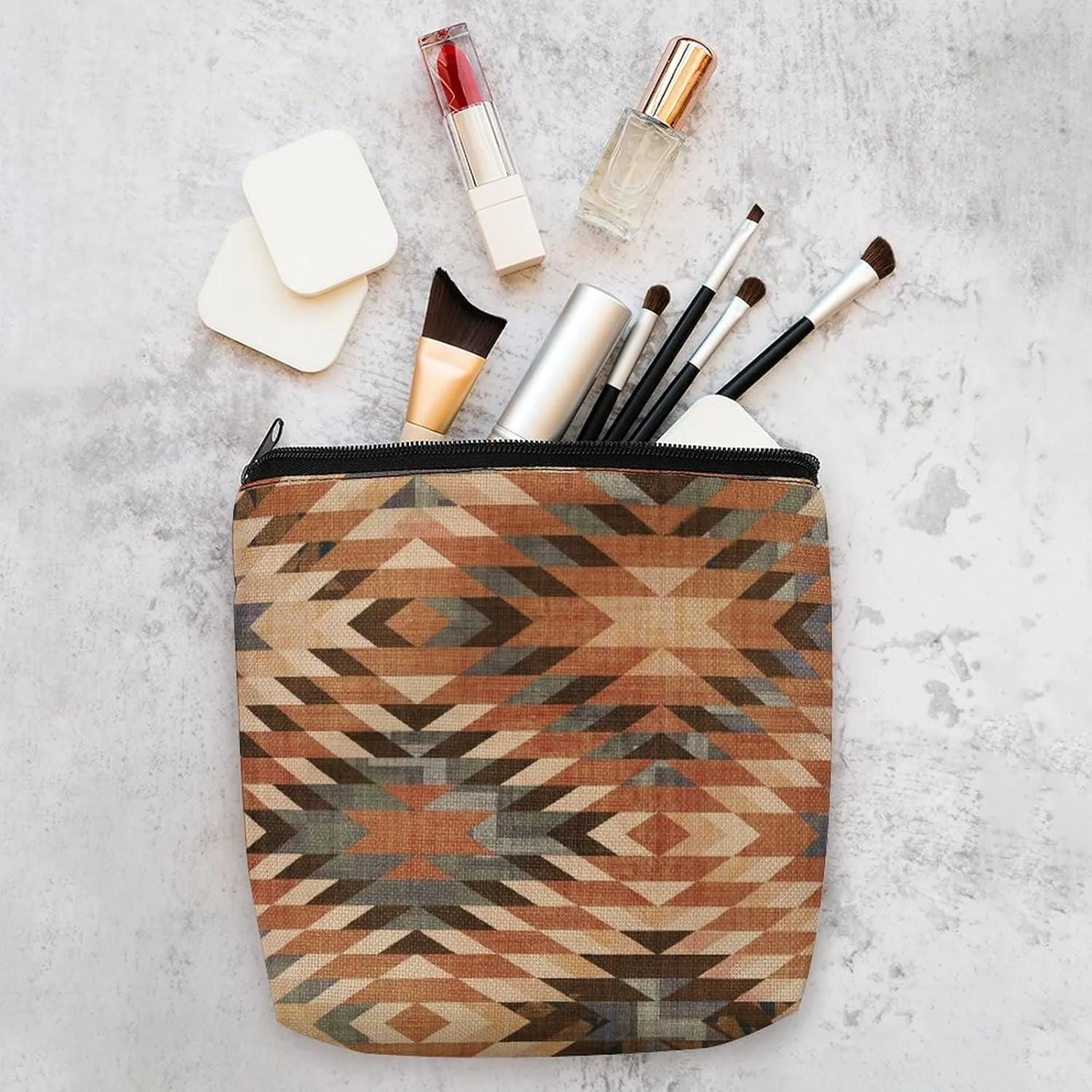 Southwestern Vintage Arizona Tribal Distressed Rug Cosmetic Bag Western Gifts Western Stuff Makeup Bag Gifts for Women Girls Daughter Sister Bestie Graduation Birthday Christmas Nurse Travel