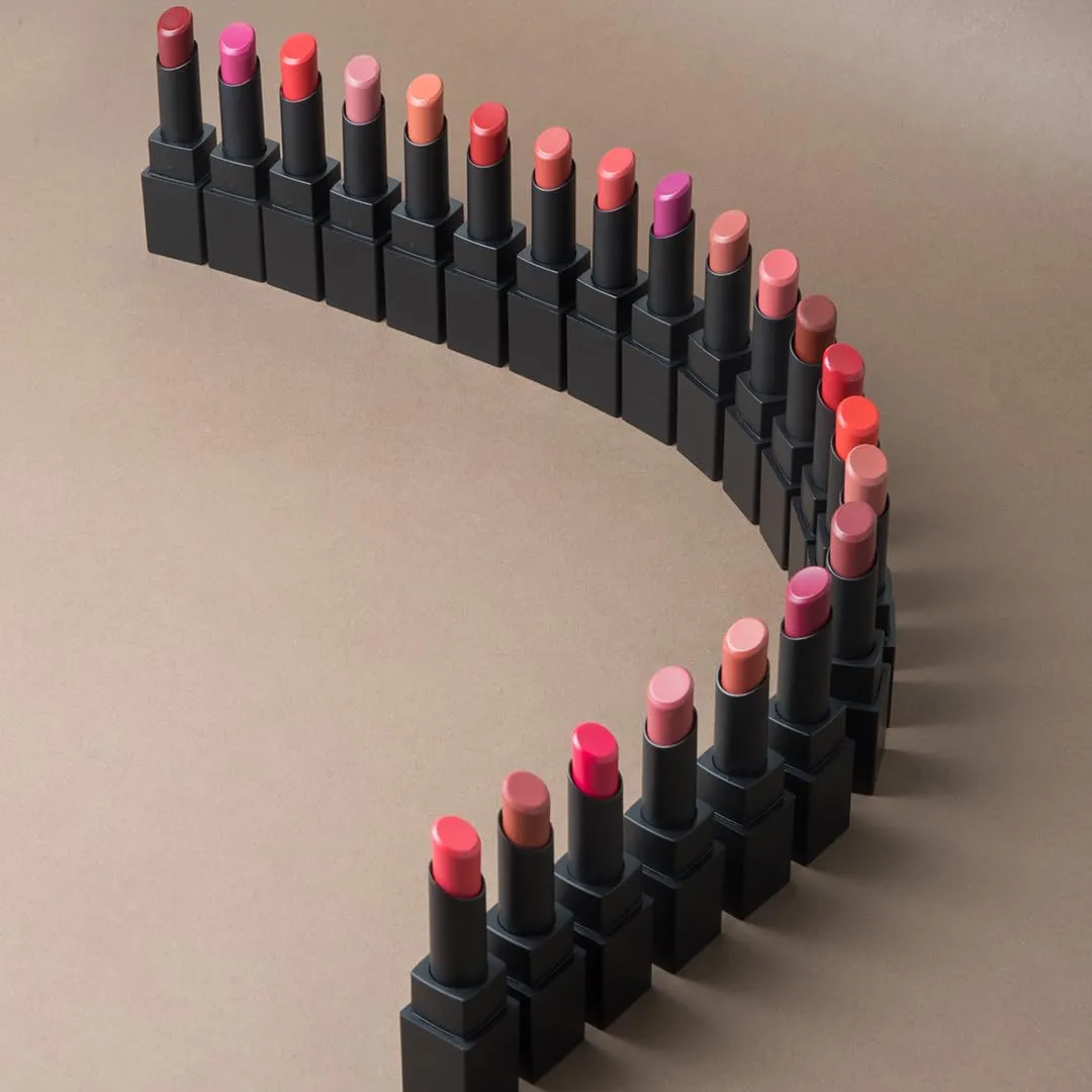 SUGAR Cosmetics Nothing Else Matter Longwear Lipstick With Premium Matte Finish - 18 Scarlet Letter (Pure Red) Matte Finish, Water-Resistant, Longlasting, Paraben Free