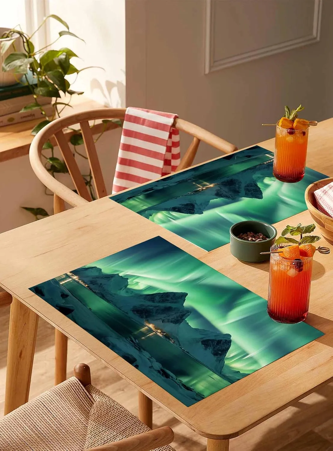 Table Placemats Set of 4, Winter Polar Lights Ice Islands Ocean Scenery Light Green Stain-Proof Burlap Placemats for Kitchen Table, Non-Slip Insulation Table Mats Set 13"x19"